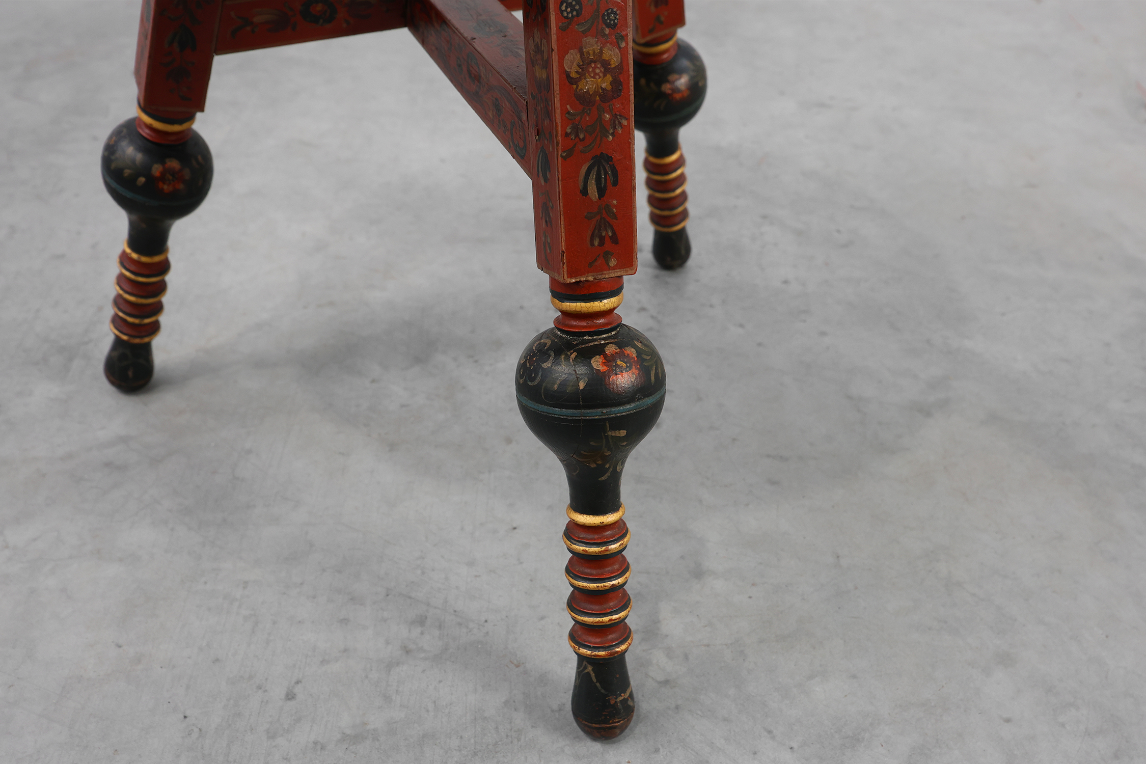 Early 19th century Hindeloopen side table, The Netherlandsthumbnail